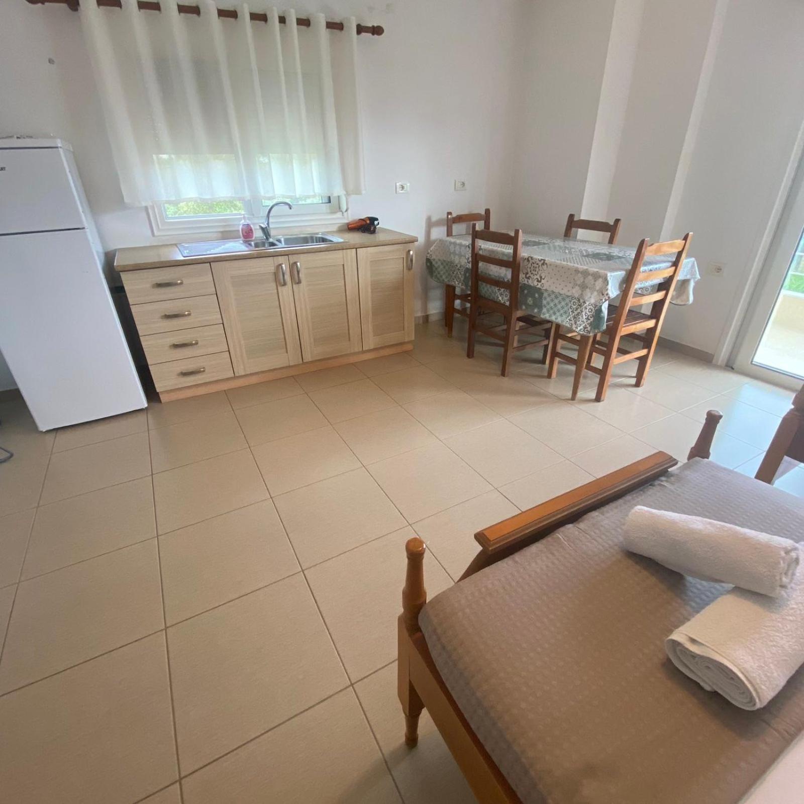 Ilias Family Rooms Himarë Exterior foto
