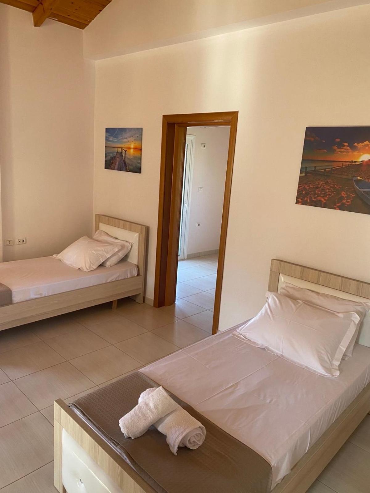Ilias Family Rooms Himarë Exterior foto